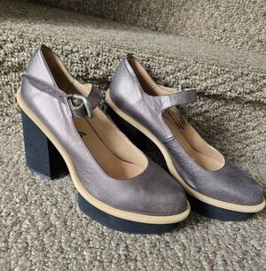 Free People Maggie Mary Jane Platforms Bronze/ Gunmetal Size 41